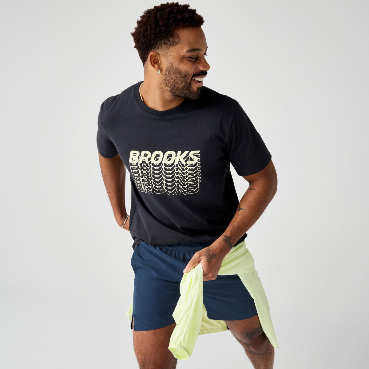BROOKS GRAPHIC SLEEVE SUETER MEN