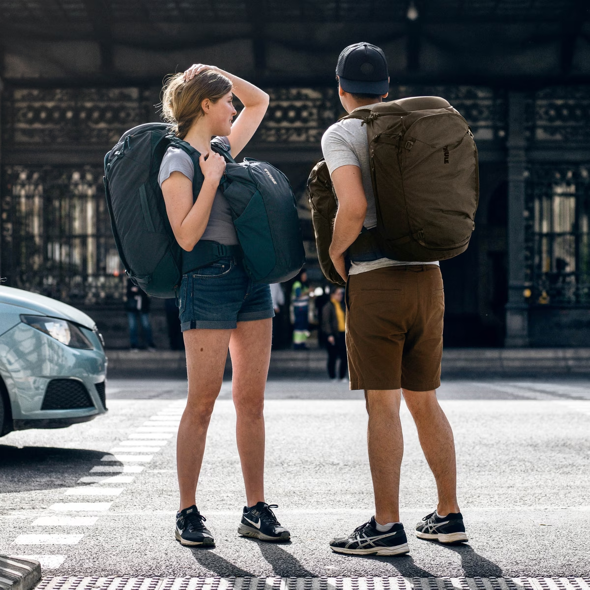 THULE LANDMARK BACKPACK 60L