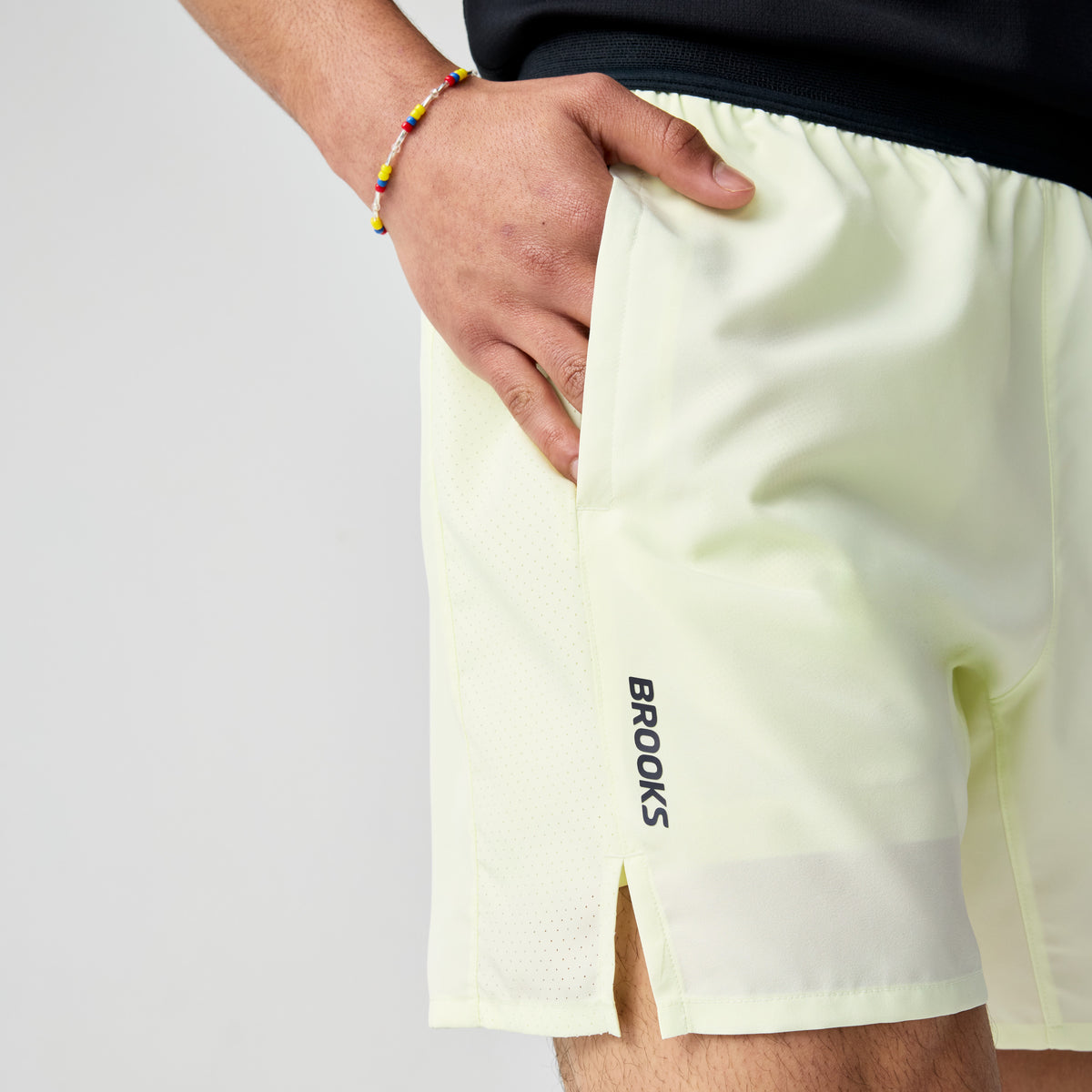 BROOKS DASH 2 EN 1 PANTALON CORTO MEN