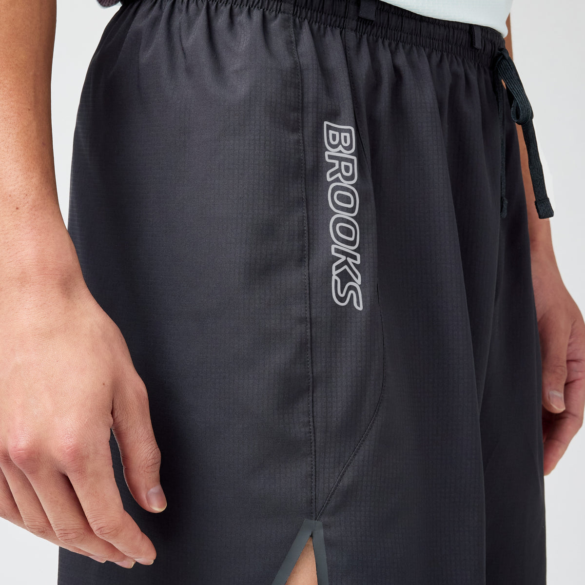 BROOKS CASCADIA PANTALON CORTO MEN