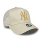 NEW ERA NEW YORK YANKEES METALLIC LOGO TRUCKER GORRA