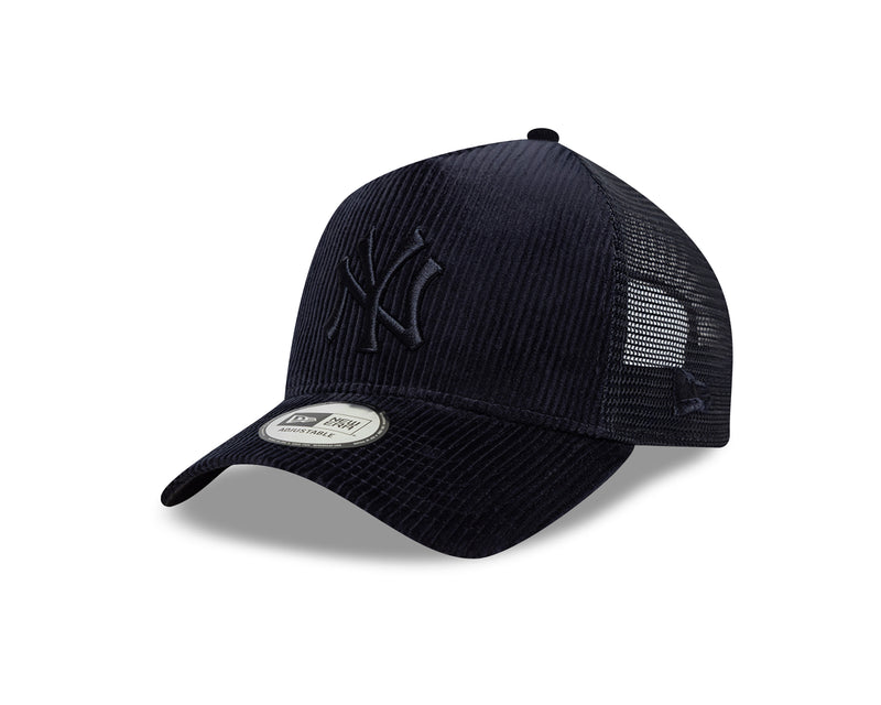 NEW ERA NEW YORK YANKEES TONAL CORD TRUCKER GORRA
