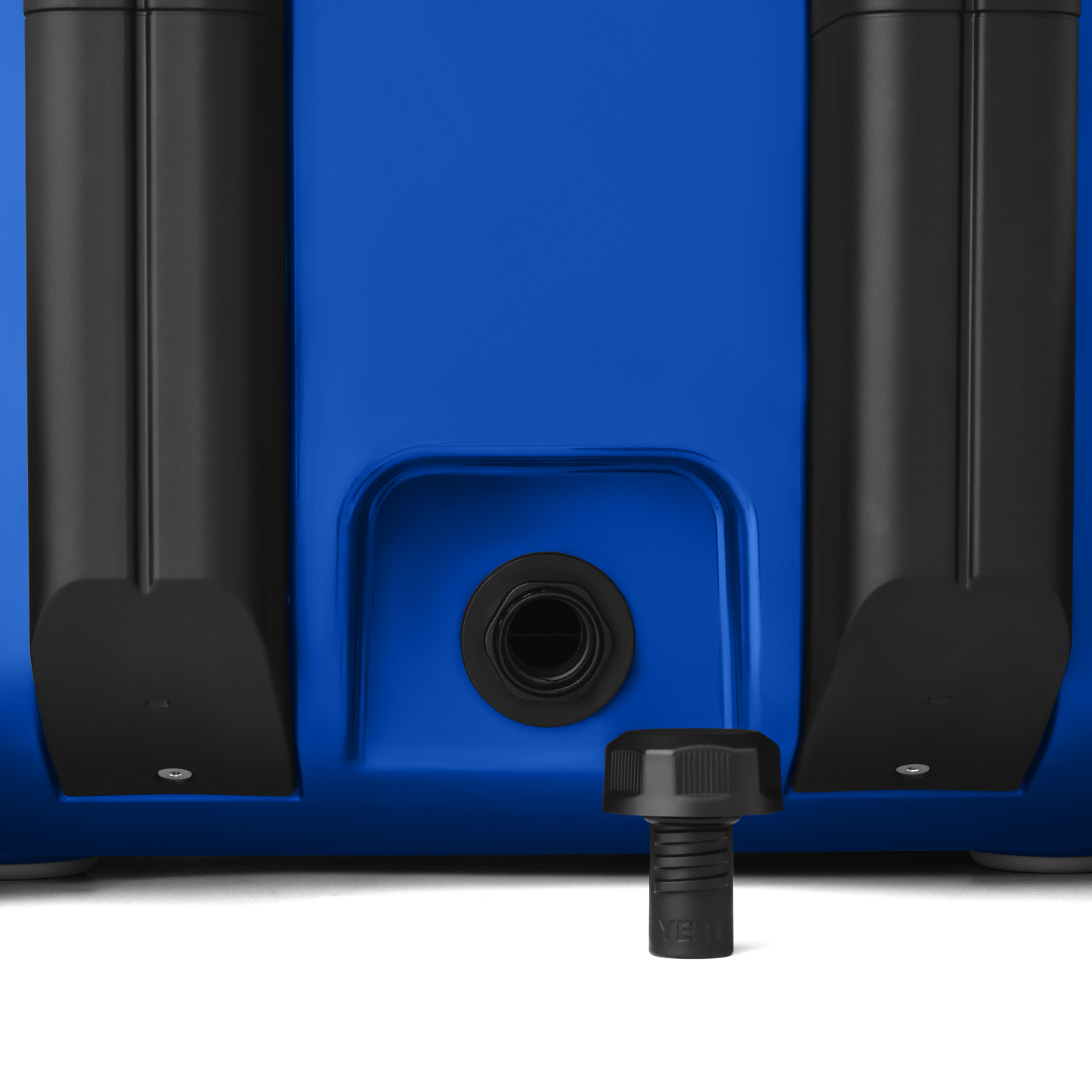 HARD COOLER/ ROADIE 32 ROYAL BLUE