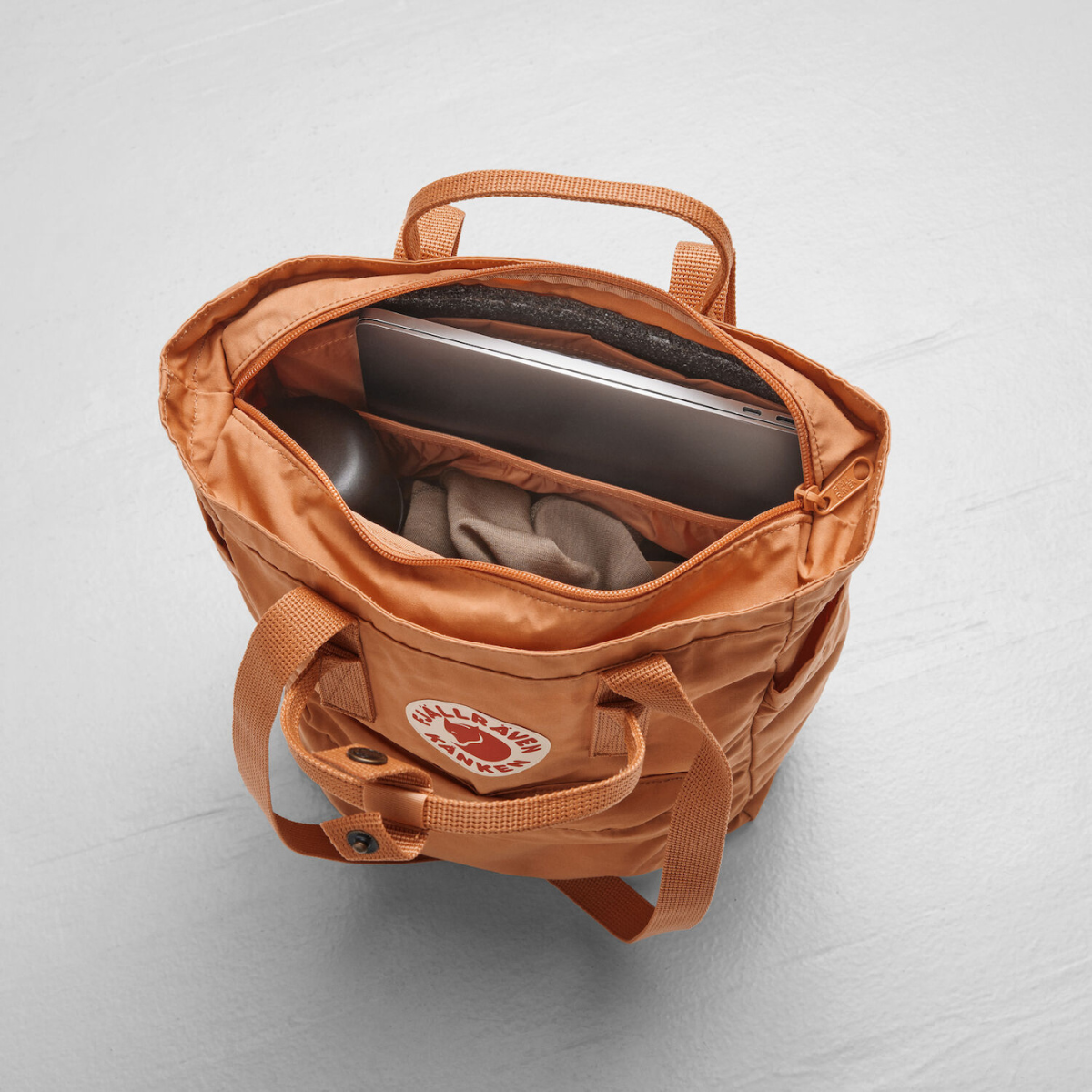 FJÄLLRÄVEN KÅNKEN TOTEPACK 14 L
