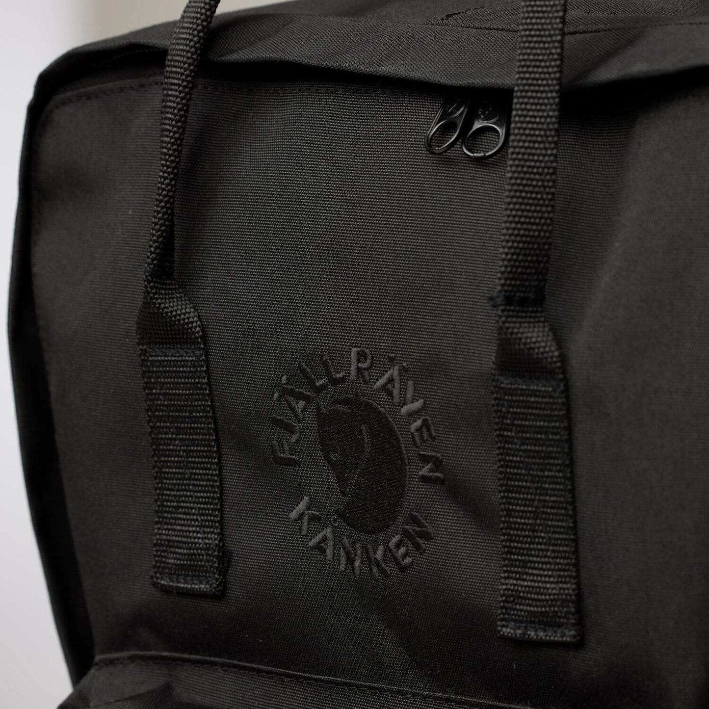 FJÄLLRÄVEN MOCHILA RE-KANKEN 16L