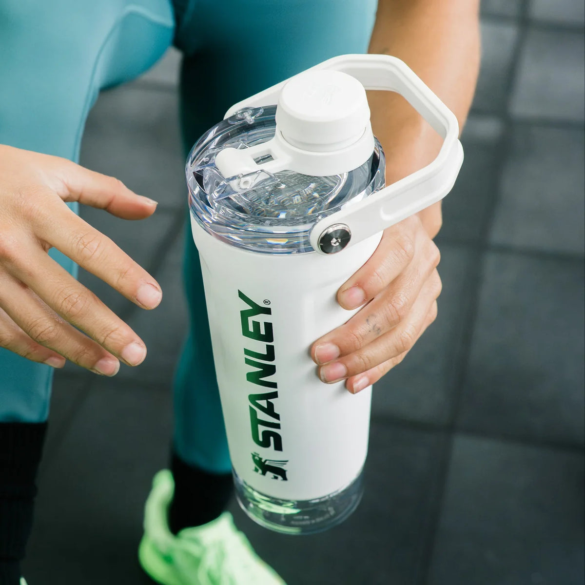 STANLEY SHAKER ACTIVATE 20 OZ